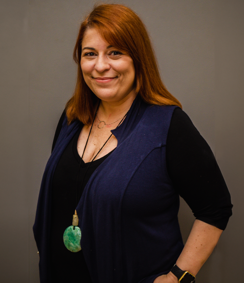 11 - 24 Elis Monteiro Especialista no Ambiente Digital, professora da PUCRS